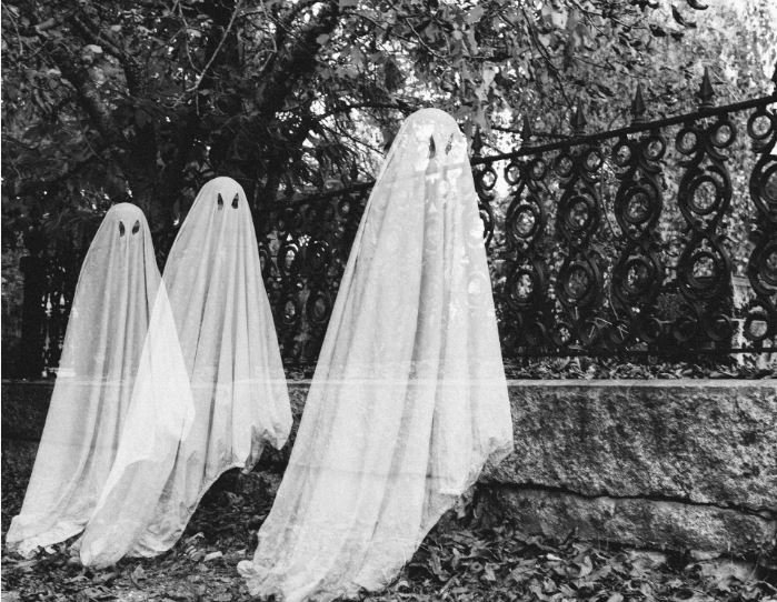 Giải mã giấc mơ thấy ma khác